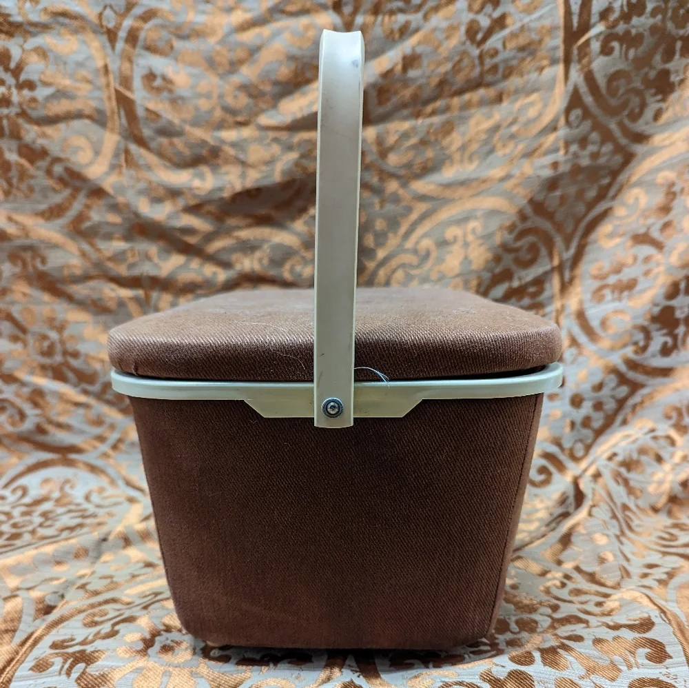 Vintage Brown Prym Sewing‎ Basket Housemaker Trad Wide
